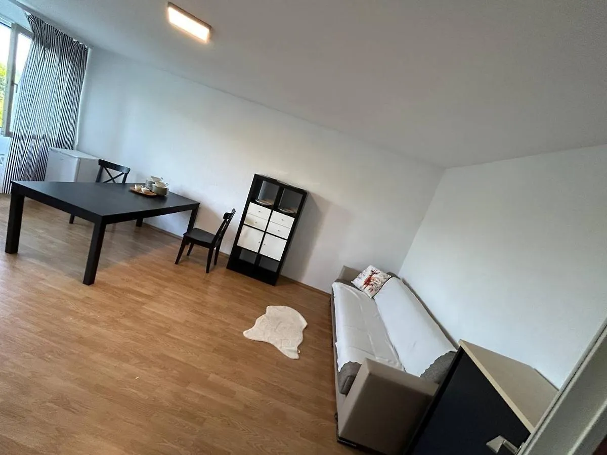 Moeblierte Apartment Im Herkules Koeln Neuehrenfeld